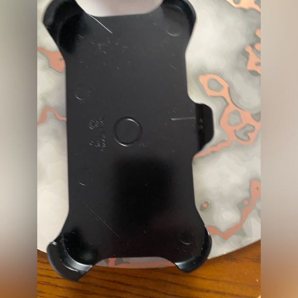 Large Otterbox Phone Holder - Picture 2 of 3